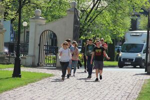 Edukacyjna gra miejska „Rozbijmy więzienie w Miechowie!”