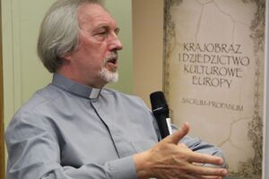 Spotkanie na Przystanku Historia IPN w Krakowie z okazji 60. urodzin ks. prof. Józefa Mareckiego