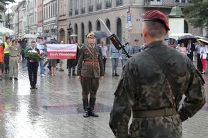 Drugi dzień obchodów 104. rocznicy wymarszu Kadrówki z krakowskich Oleandrów, z udziałem prezydenta Andrzeja Dudy