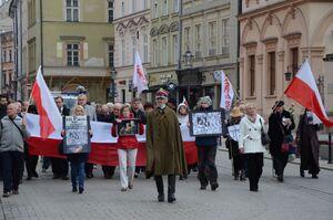 Krakowskie uroczystości w 9. rocznicę katastrofy smoleńskiej