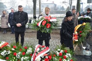 W Brzeszczach uczczono pamięć ofiar marszu śmierci z KL Auschwitz. Fot. Janusz Ślęzak (IPN)