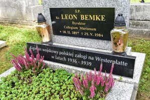 Grób ks. Leona Bemkego. Fot. Żaneta Wierzgacz (IPN)