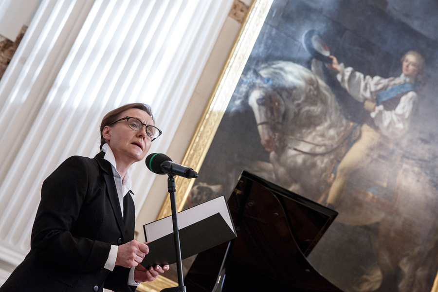 Fragmenty utworów literackich czytała Ewa Domańska – Warszawa, 22 października 2019. Fot. Sławek Kasper (IPN)