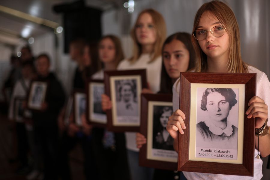 Uroczystości pogrzebowe polskich więźniarek KL Ravensbrück – Fürstenberg/ Havel, 6 września 2022. Fot. Sławek Kasper (IPN)