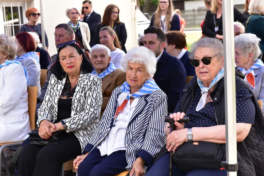 Uroczystości w Oświęcimiu. Fot. Żaneta Wierzgacz (IPN)