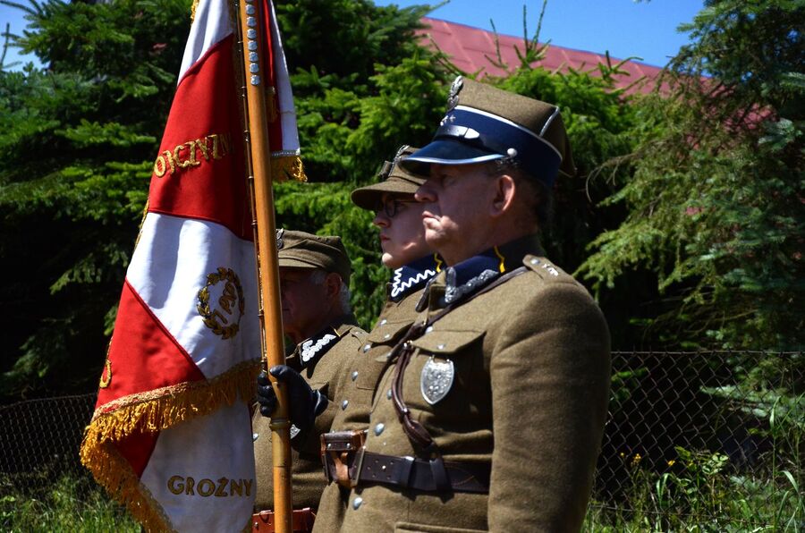W Jabłonce odsłonięto tablicę kurierów Polskiego Państwa Podziemnego. Fot. Janusz Ślęzak (IPN)