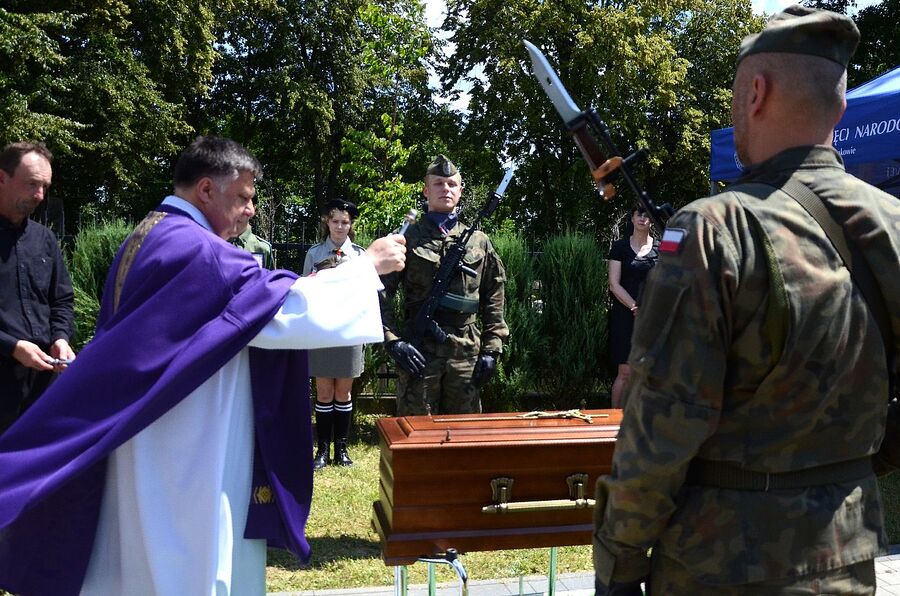 Wadowice. Uroczystości pogrzebowe Mariana Misiaka, Żołnierza Wyklętego. Fot. Janusz Ślęzak (IPN)