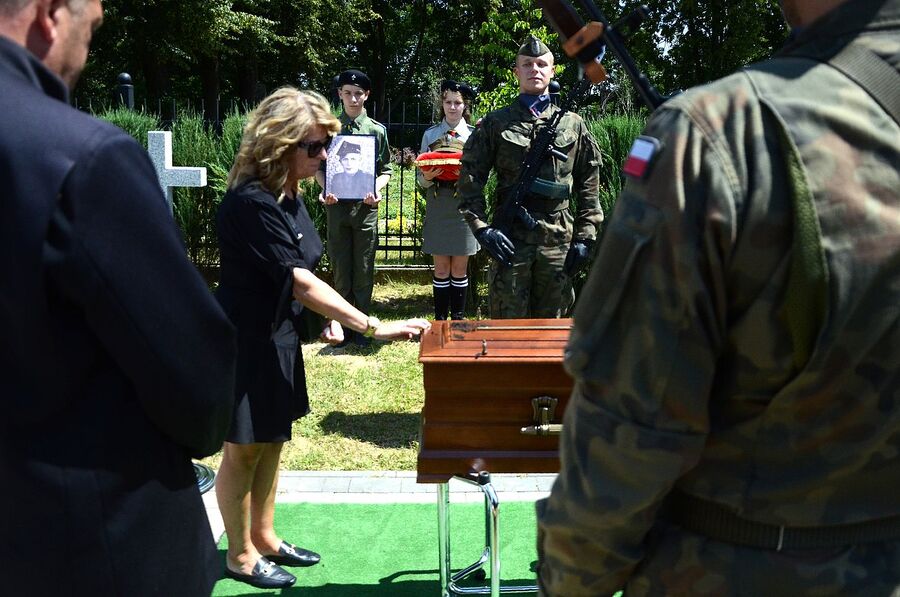 Wadowice. Uroczystości pogrzebowe Mariana Misiaka, Żołnierza Wyklętego. Fot. Janusz Ślęzak (IPN)