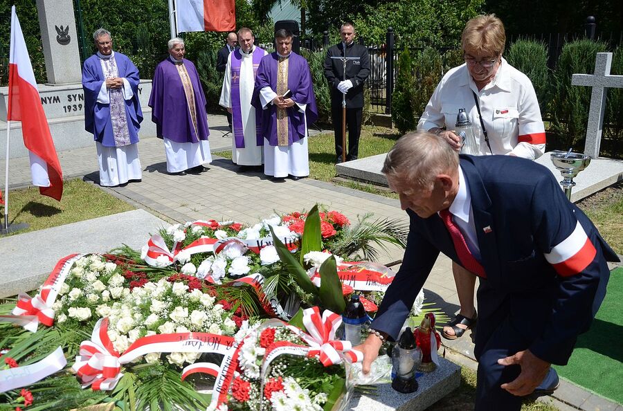 Wadowice. Uroczystości pogrzebowe Mariana Misiaka, Żołnierza Wyklętego. Fot. Janusz Ślęzak (IPN)