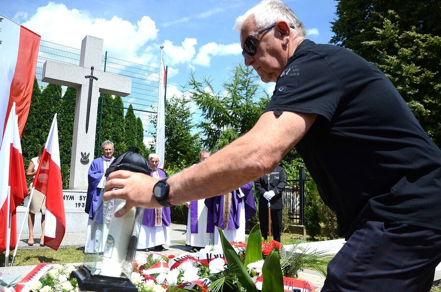 Wadowice. Uroczystości pogrzebowe Mariana Misiaka, Żołnierza Wyklętego. Fot. Janusz Ślęzak (IPN)