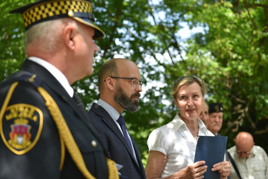 Upamiętnienie ofiar pierwszej publicznej egzekucji przeprowadzonej przez Niemców w Krakowie 26 czerwca 1942 r. Fot. Żaneta Wierzgacz (IPN)