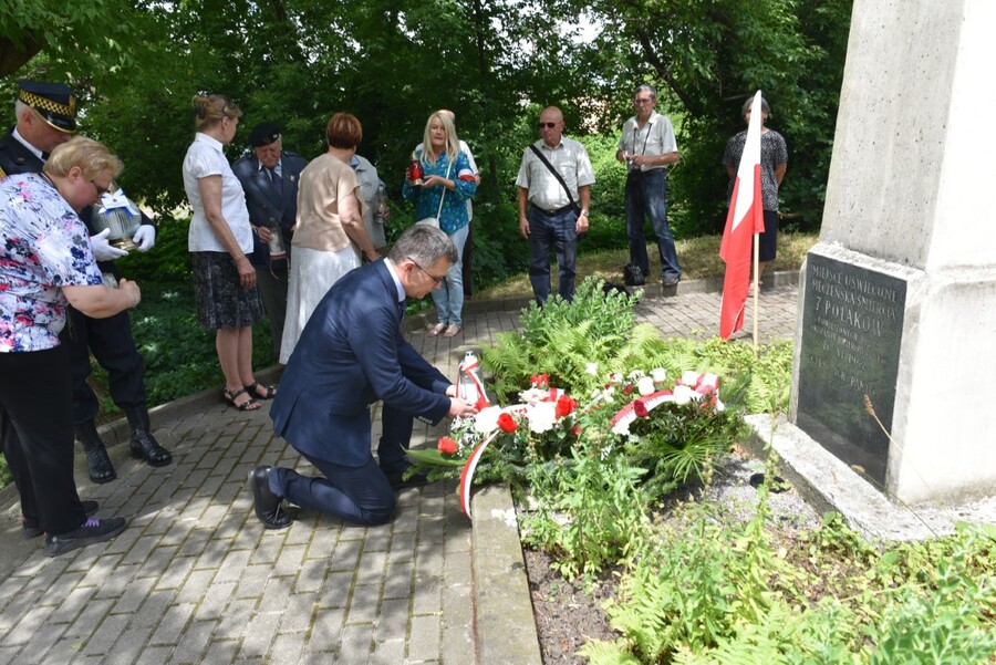 Upamiętnienie ofiar pierwszej publicznej egzekucji przeprowadzonej przez Niemców w Krakowie 26 czerwca 1942 r. Fot. Żaneta Wierzgacz (IPN)