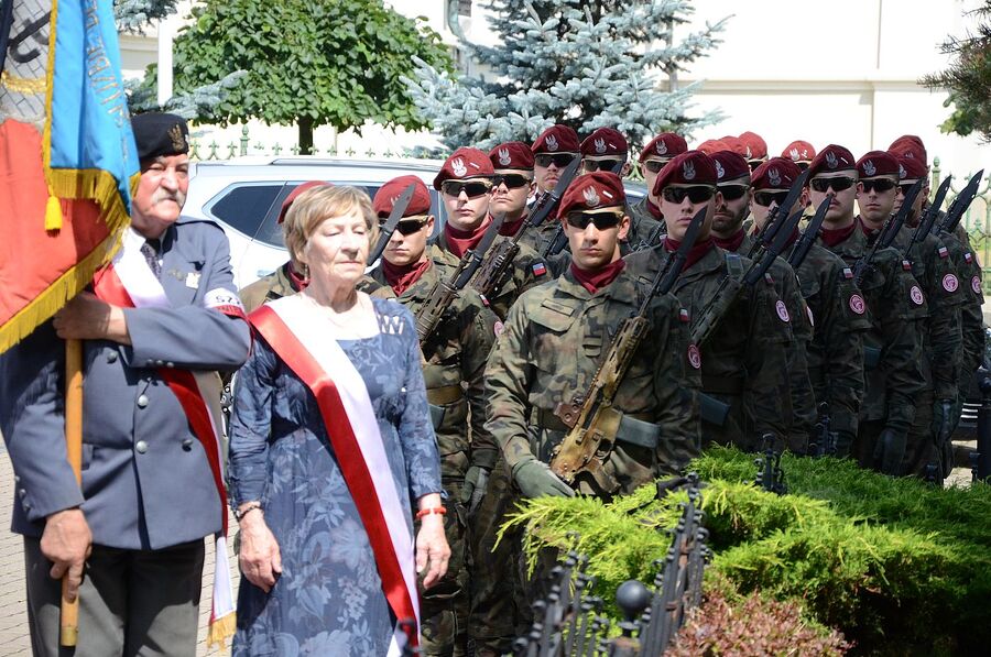 Liszki. Uroczystości w Dniu Walki i Męczeństwa Wsi Polskiej. Fot. Janusz Ślęzak (IPN)