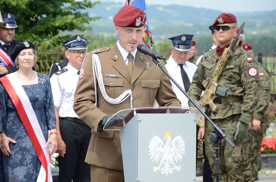 Liszki. Uroczystości w Dniu Walki i Męczeństwa Wsi Polskiej. Fot. Janusz Ślęzak (IPN)