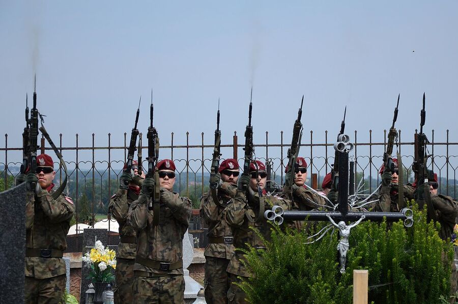 Liszki. Uroczystości w Dniu Walki i Męczeństwa Wsi Polskiej. Fot. Janusz Ślęzak (IPN)