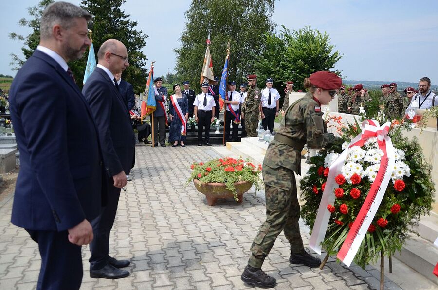 Liszki. Uroczystości w Dniu Walki i Męczeństwa Wsi Polskiej. Fot. Janusz Ślęzak (IPN)
