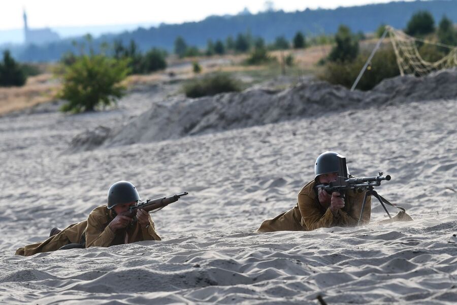 Przystanek Żywej Historii na Pustyni Błędowskiej. Fot. Filip Musiał (IPN)