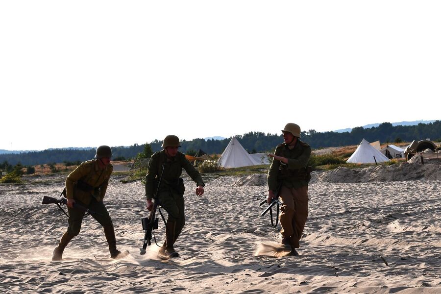 Przystanek Żywej Historii na Pustyni Błędowskiej. Fot. Filip Musiał (IPN)