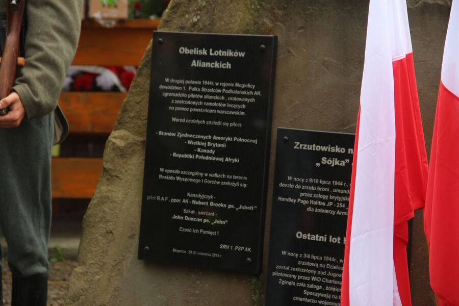 80. rocznica zrzutów dla AK na Dzielcu. Fot. IPN