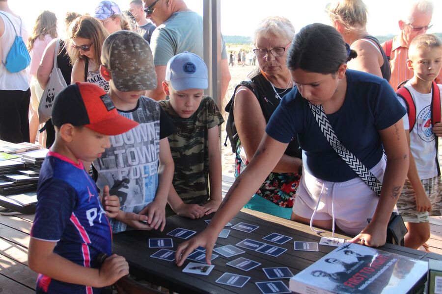 Przystanek Żywej Historii na Pustyni Błędowskiej. Fot IPN