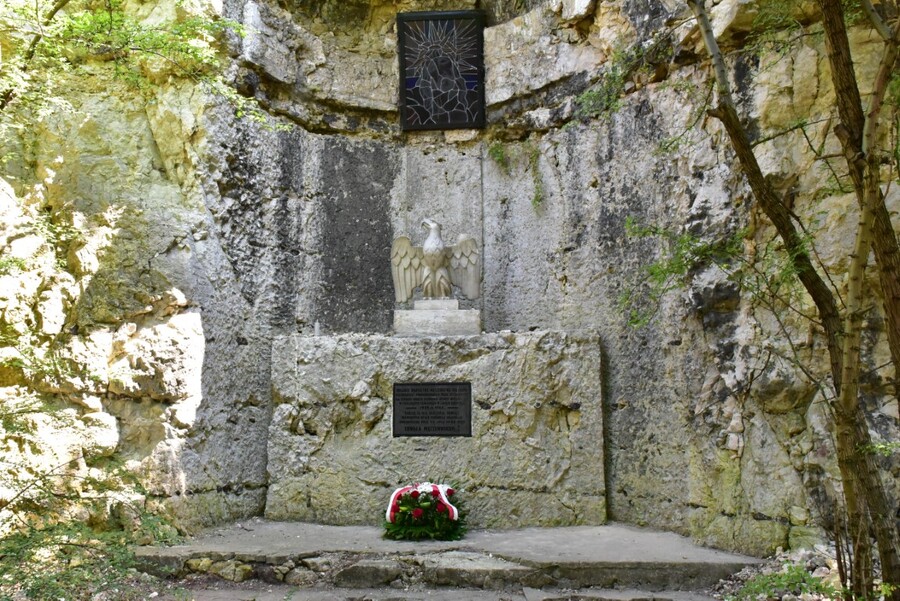 Uroczystość w 80. rocznicę wymordowania robotników niemieckiego obozu pracy „Liban”. Fot. Żaneta Wierzgacz (IPN)