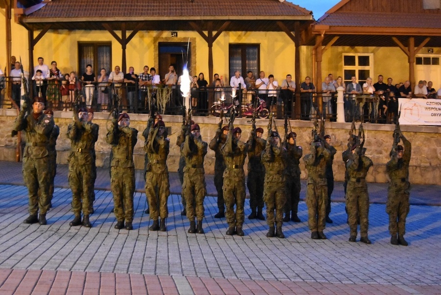 Uroczystości w 80. rocznicę pacyfikacji Czchowa