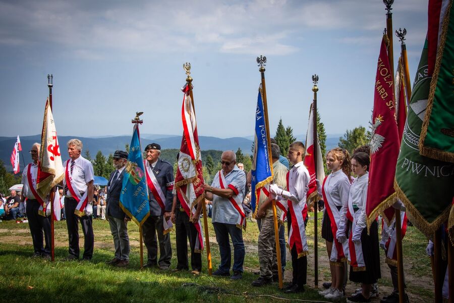 Uroczystość w hołdzie ks. Gurgaczowi i żołnierzom PPAN. Fot. Agnieszka Masłowska (IPN)