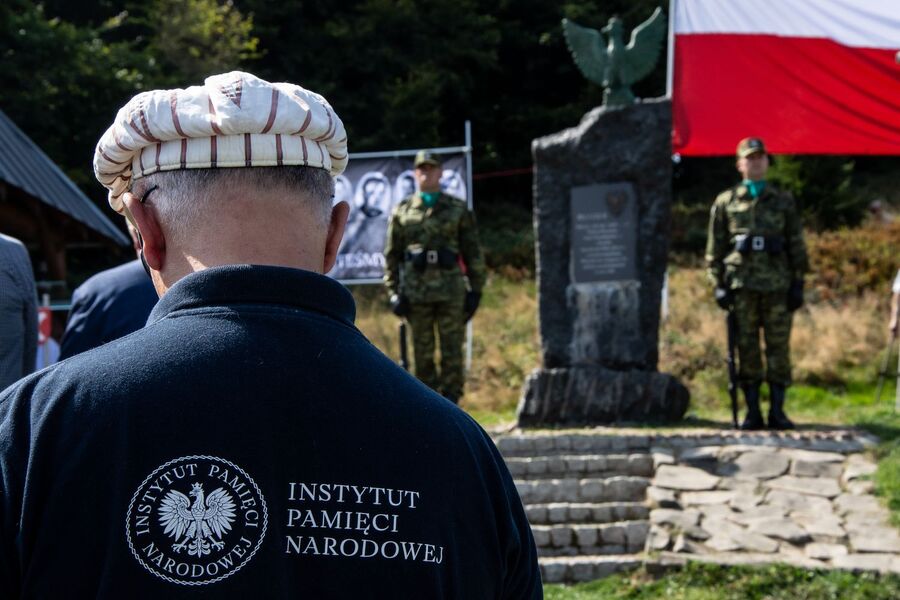 Uroczystość w hołdzie ks. Gurgaczowi i żołnierzom PPAN. Fot. Agnieszka Masłowska (IPN)