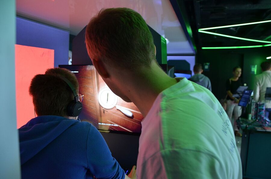 Mobilny Przystanek Historia Przyszłości w Myślenicach. Fot. Janusz Ślęzak (IPN)