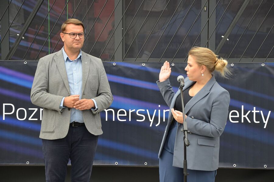 Mobilny Przystanek Historia Przyszłości w Myślenicach. Fot. Janusz Ślęzak (IPN)