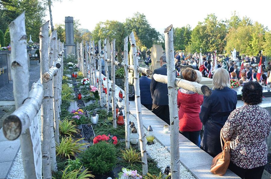 80. rocznica niemieckiej pacyfikacji Wiśniowej i okolicznych miejscowości. Fot. Janusz Ślęzak (IPN)