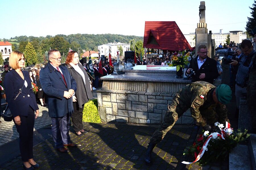80. rocznica niemieckiej pacyfikacji Wiśniowej i okolicznych miejscowości. Fot. Janusz Ślęzak (IPN)