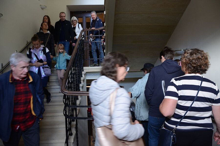 Zwiedzanie nowej siedziby Oddziału IPN w Krakowie. Fot. Janusz Ślęzak (IPN)