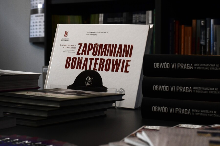 Zwiedzanie nowej siedziby Oddziału IPN w Krakowie. Fot. Filip Musiał (IPN)