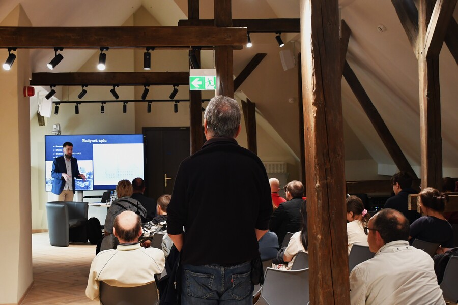 Zwiedzanie nowej siedziby Oddziału IPN w Krakowie. Fot. Filip Musiał (IPN)