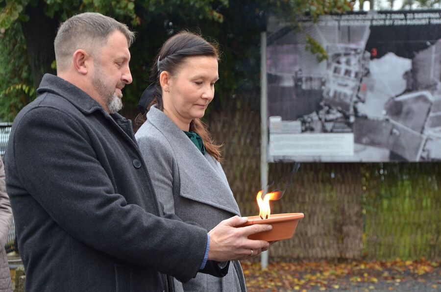 82. rocznica zamordowania więźniarek niemieckiego podobozu KL Auschwitz Bor/Budy. Fot. Janusz Ślęzak (IPN)