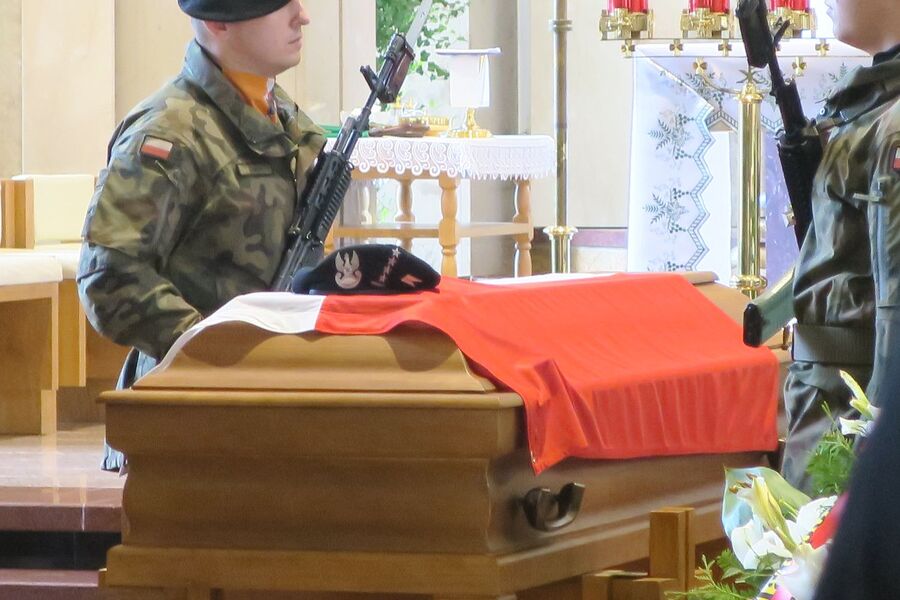 Pogrzeb kpt. Jana Brzeskiego w Rytrze