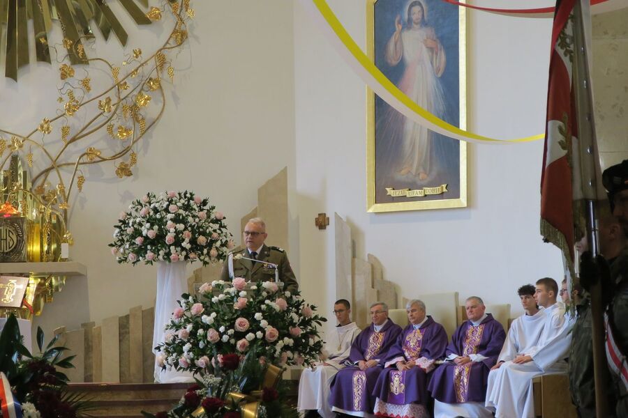 Pogrzeb kpt. Jana Brzeskiego w Rytrze