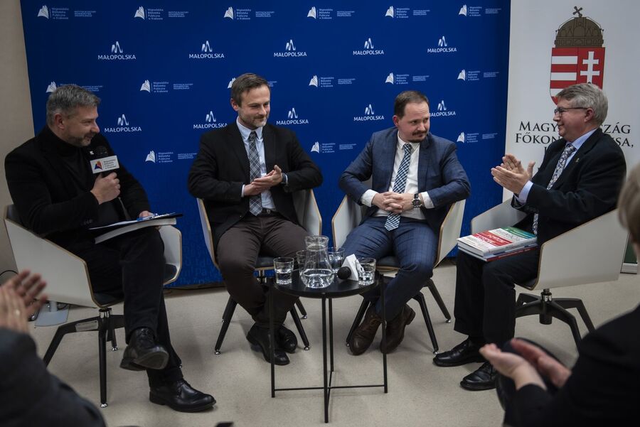 Wystawa i dyskusja w WBP w Krakowie. Fot. Agnieszka Masłowska (IPN)