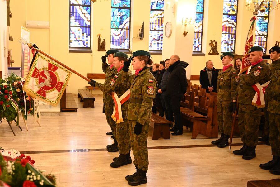W Tarnowie pochowano gen. Zdzisława Baszaka. Fot. Janusz Ślęzak (IPN)