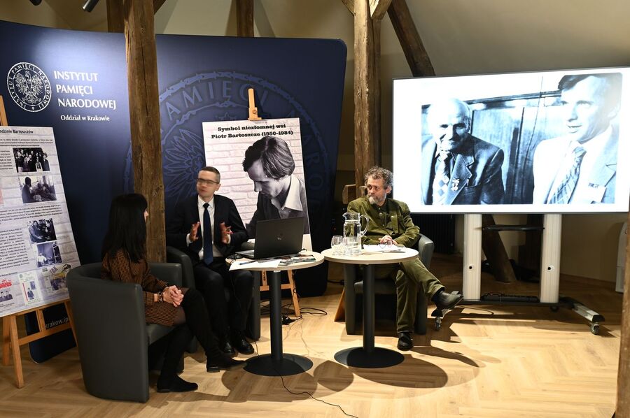 „Symbol niezłomnej wsi – Piotr Bartoszcze”. Dyskusja w krakowskiej siedzibie IPN. Fot. Janusz Ślęzak (IPN)