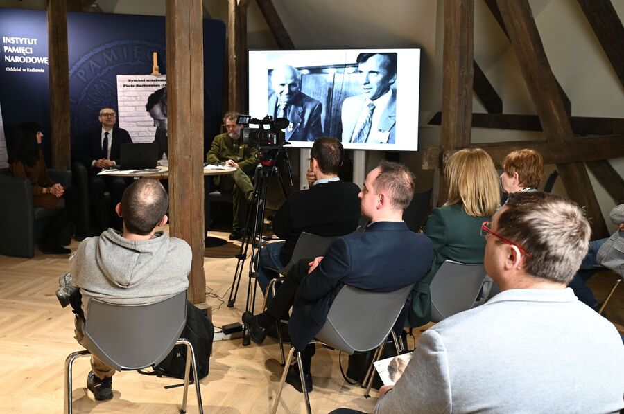 „Symbol niezłomnej wsi – Piotr Bartoszcze”. Dyskusja w krakowskiej siedzibie IPN. Fot. Janusz Ślęzak (IPN)