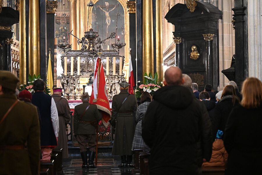 Uroczystości poświęcone marszałkom Piłsudskiemu i Rydzowi-Śmigłemu. Fot. Janusz Ślęzak (IPN)