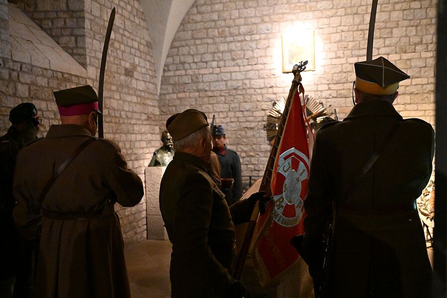 Uroczystości poświęcone marszałkom Piłsudskiemu i Rydzowi-Śmigłemu. Fot. Janusz Ślęzak (IPN)