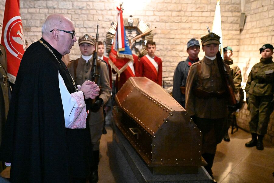 Uroczystości poświęcone marszałkom Piłsudskiemu i Rydzowi-Śmigłemu. Fot. Janusz Ślęzak (IPN)