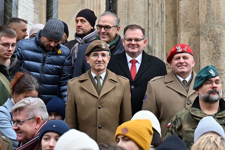 Uroczystości poświęcone marszałkom Piłsudskiemu i Rydzowi-Śmigłemu. Fot. Janusz Ślęzak (IPN)