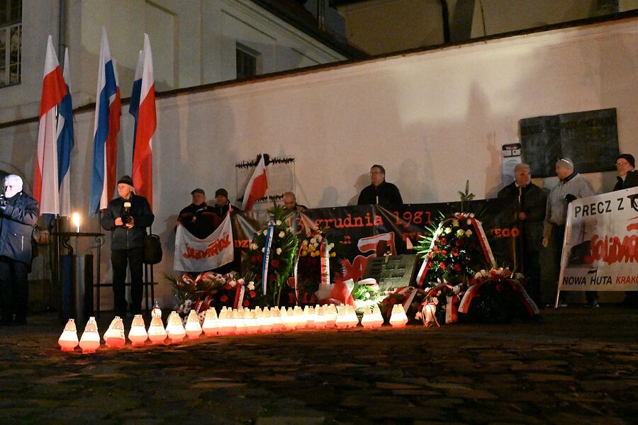 43. rocznica wprowadzenia stanu wojennego. Uroczystości w Krakowie. Fot. Janusz Ślęzak (IPN)
