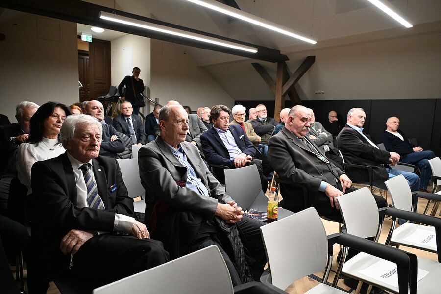 Kraków. Pokaz filmu oraz dyskusja o idei Krzyża Wolności i Solidarności. Fot. Janusz Ślęzak (IPN)