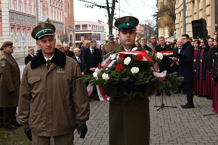 W Nowym Sączu odsłonięto tablicę gen. Wieniawy-Długoszowskiego. Fot. Janusz Ślęzak (IPN)