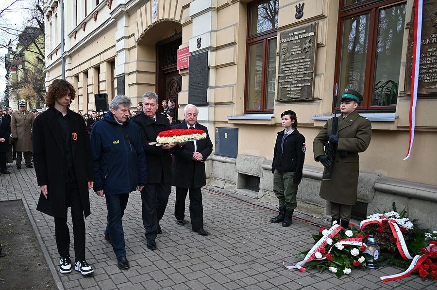 W Nowym Sączu odsłonięto tablicę gen. Wieniawy-Długoszowskiego. Fot. Janusz Ślęzak (IPN)